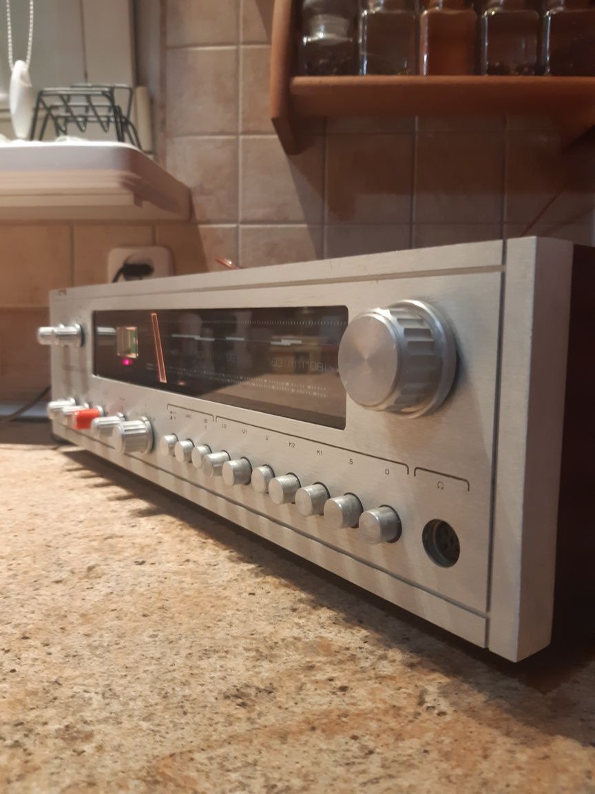 Diora Elizabeth DSH-102 radio