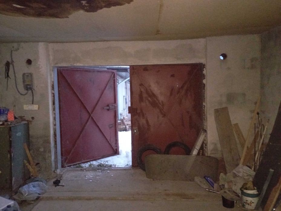 Гараж для автомобіля