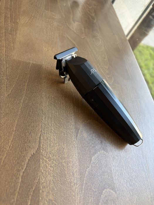 Продам триммер для стрижки Jrl Onyx