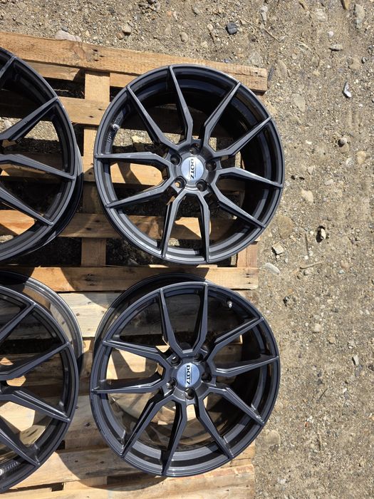 Alufelgi Dotz 5x112 Audi VW Mercedes Skoda 8,1/2jx20" et45 kba 52223