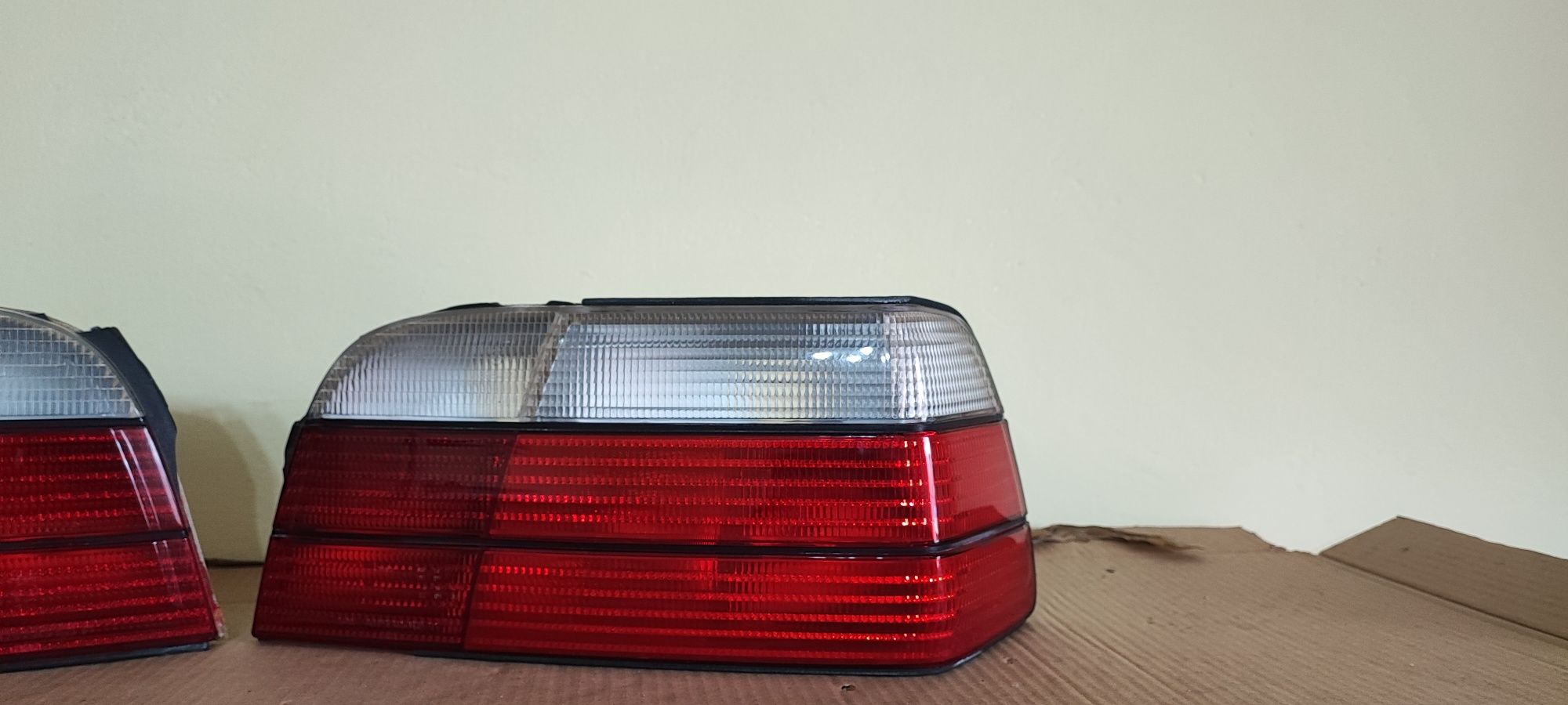 BMW E36 Lampy Mpakiet Oryginał Tylne Tył Coupe/Cabrio super stan