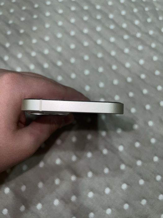 Продам Iphone 13 128 gb