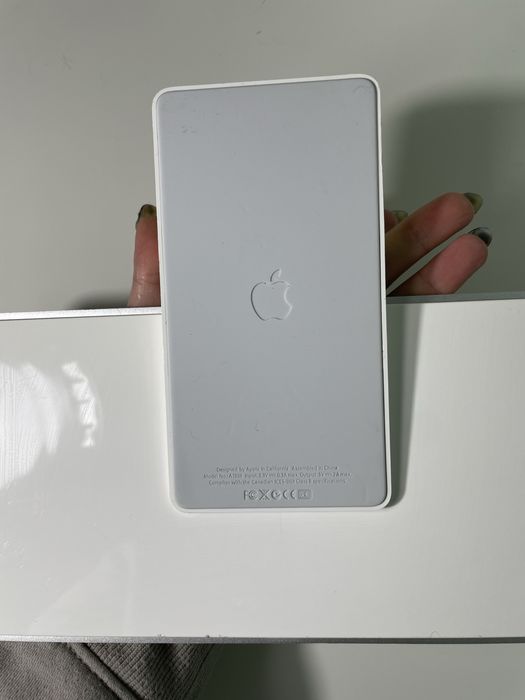 Докстанція-клавіатура Apple A1359 для iPad