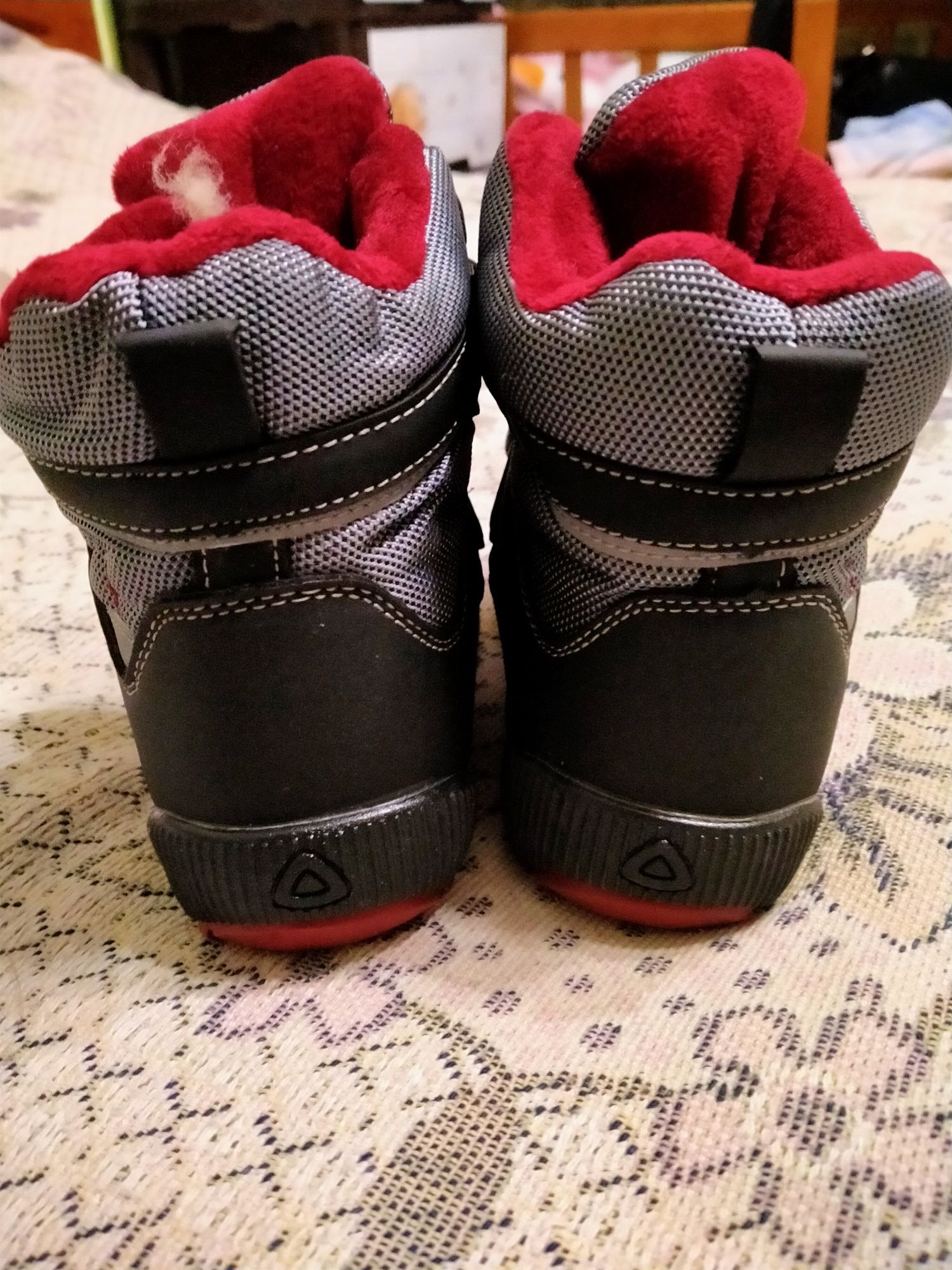 Зимові черевички унісекс