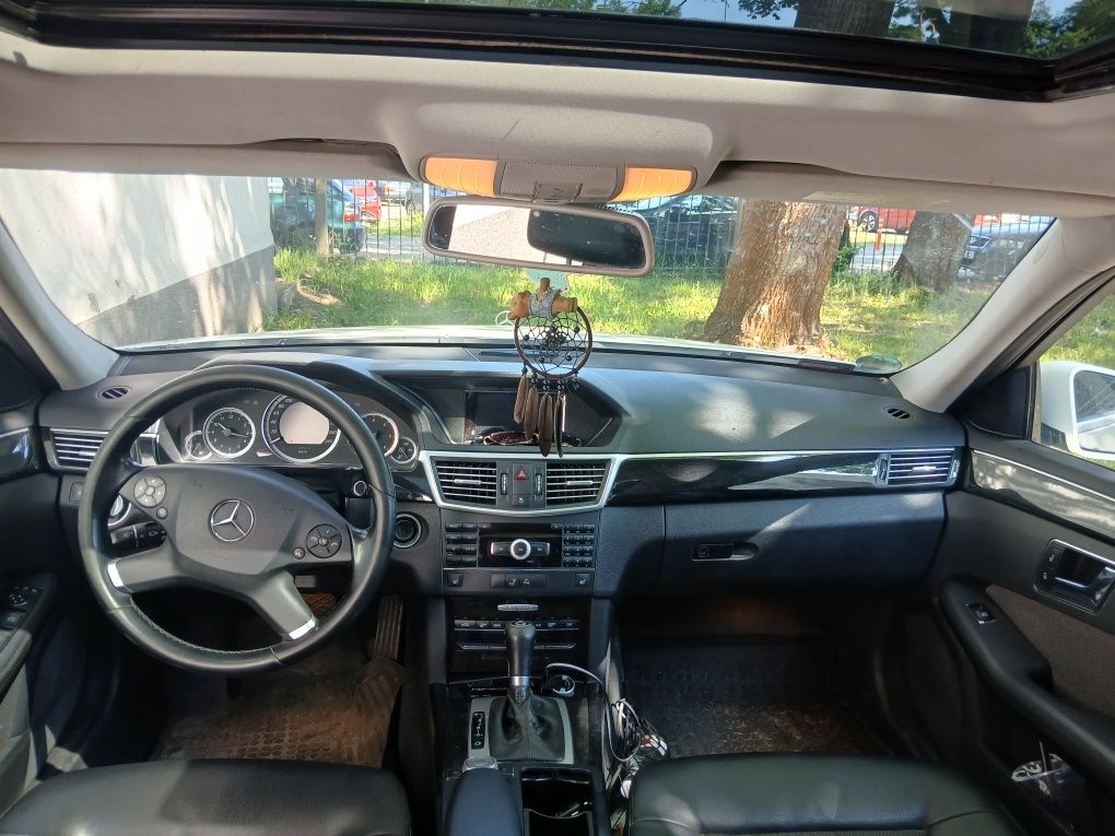 Mercedes-Benz E-klasa w212 200cdi