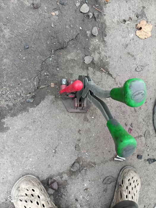 Продам машинку для ленты