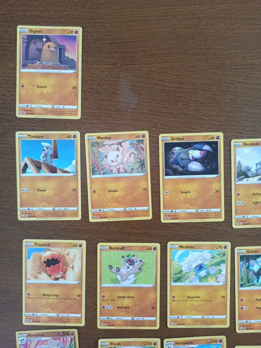 Karty pokémon TCG oryginalne walczące