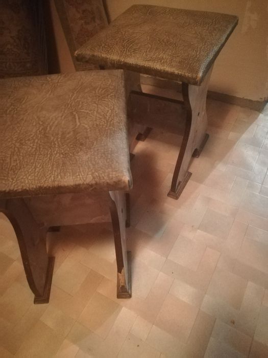 Табурет кухонний