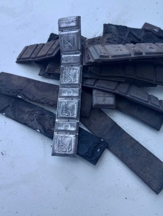 Paski ołowiu do wyważania kół - z demontażu.