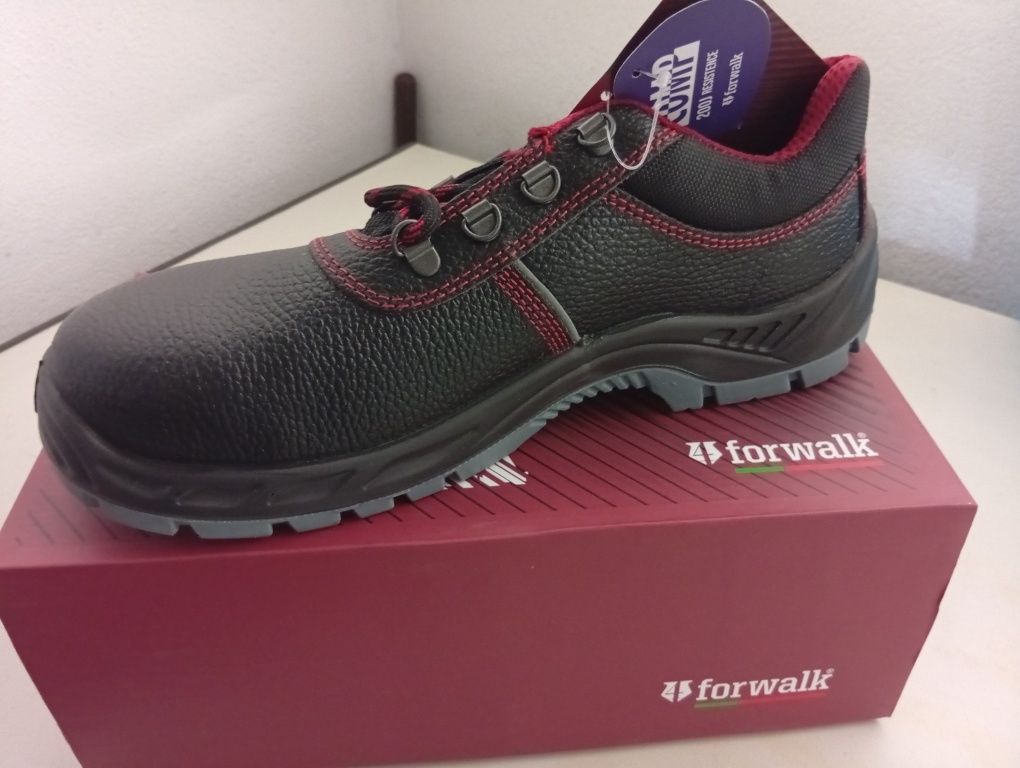 Sapatos segurança 42 novos