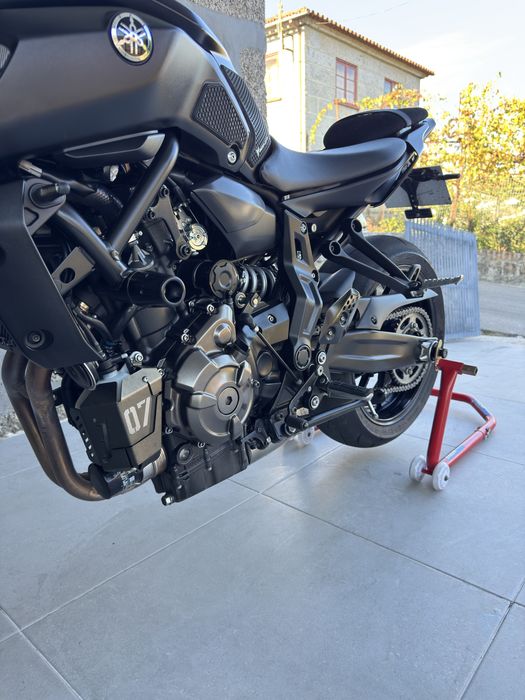Yamaha MT 07 Akrapovic