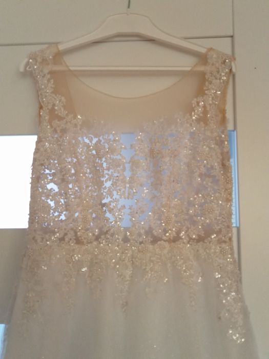 Suknia ślubna +halka +welon+narzutka na ramiona