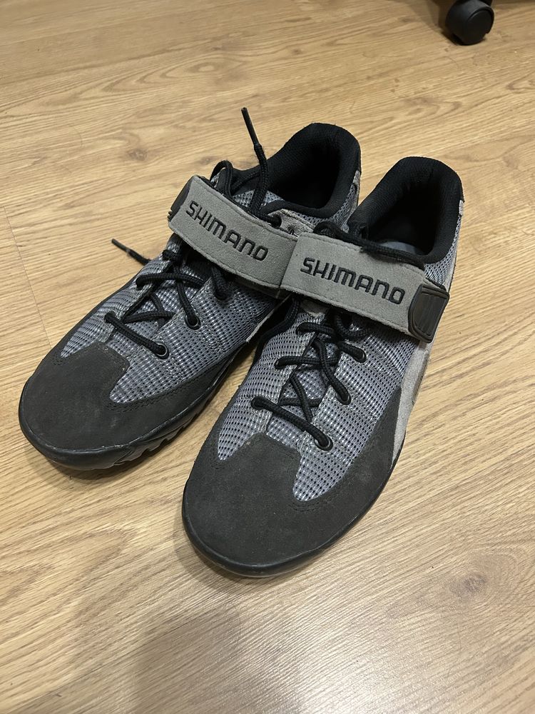 Buty na rower i pedały shimano