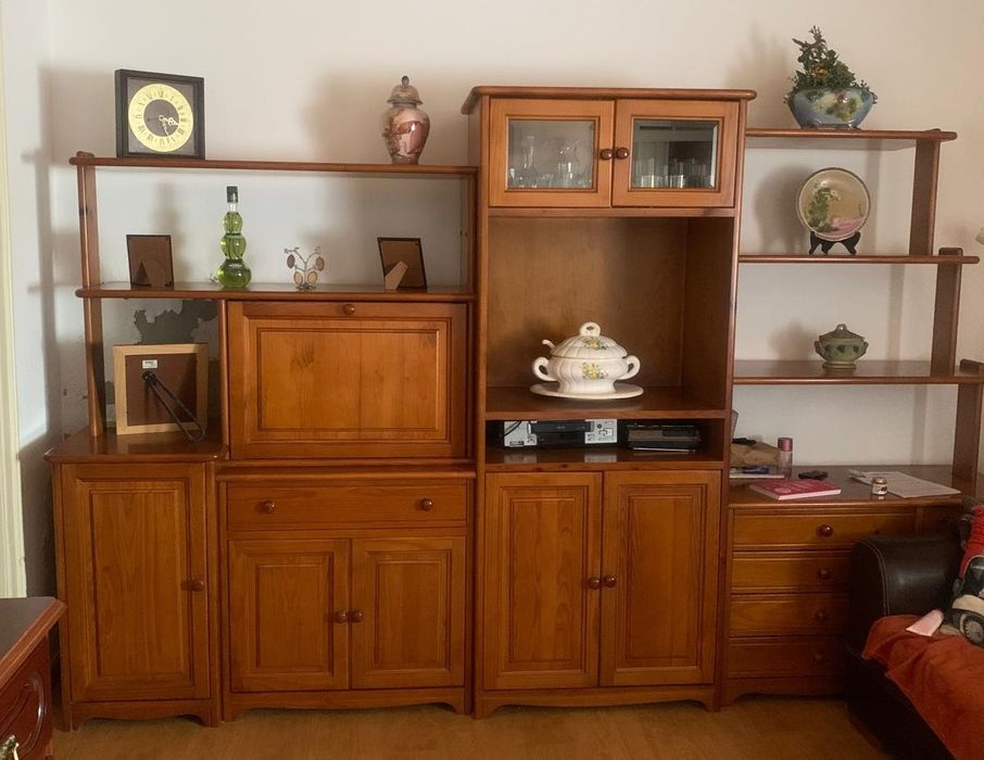 Movel de sala em pinho