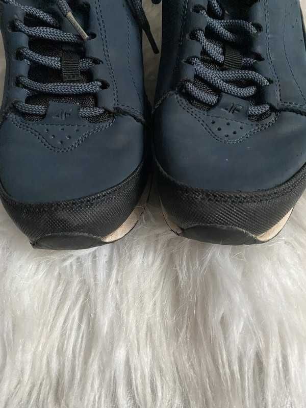Granatowe jesienne sznurowane buty Lifestyle Hiker 4F roz.35 22,5cm