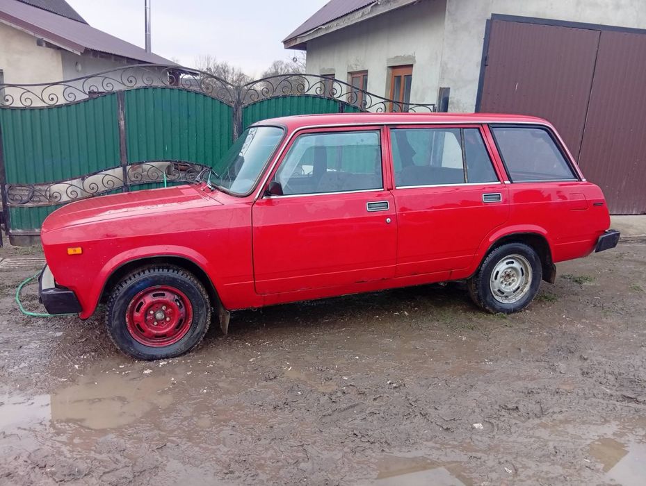 ВАЗ 2104.             .