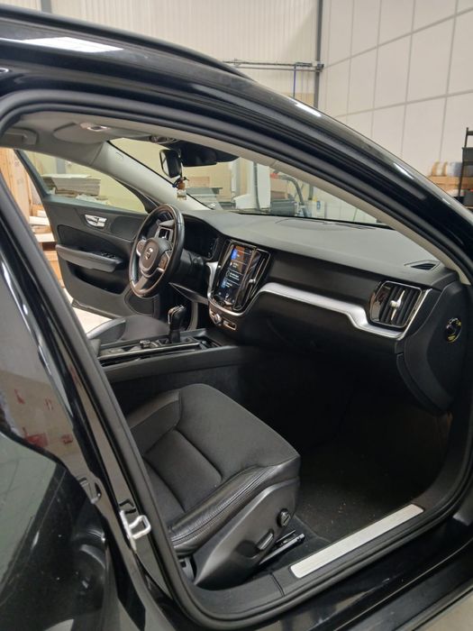 Vendo volvo V60 sempre mantida na Triauto