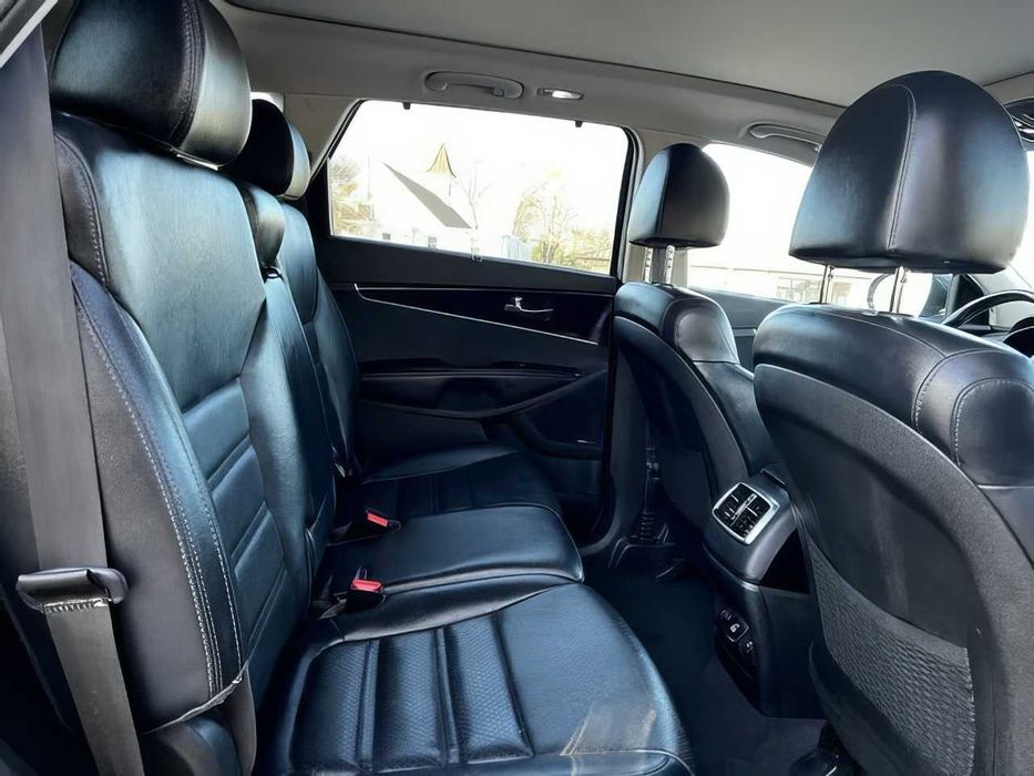 Kia Sorento      2019