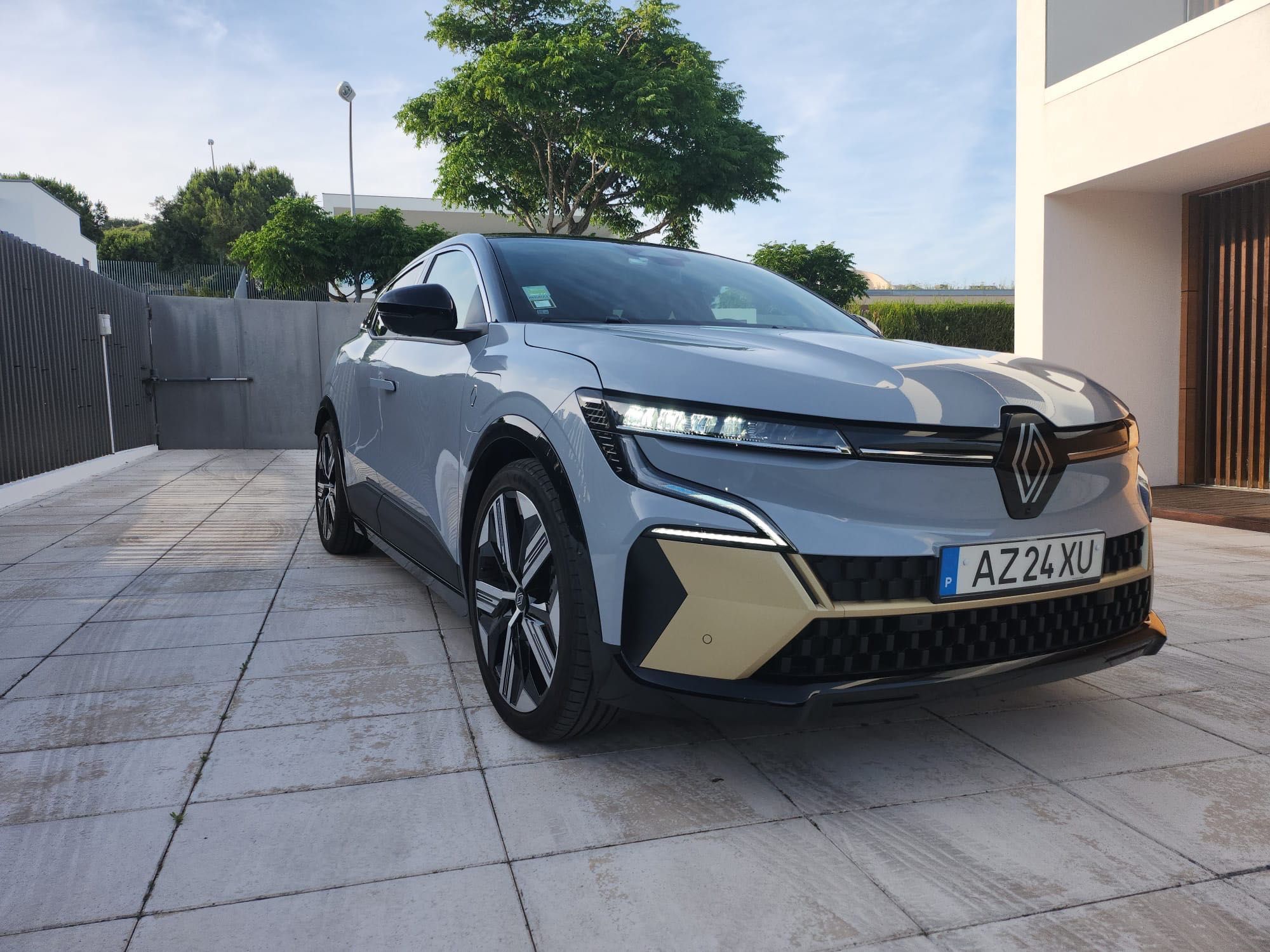 Renault Megane E-tech EV60 Iconic Full-extras