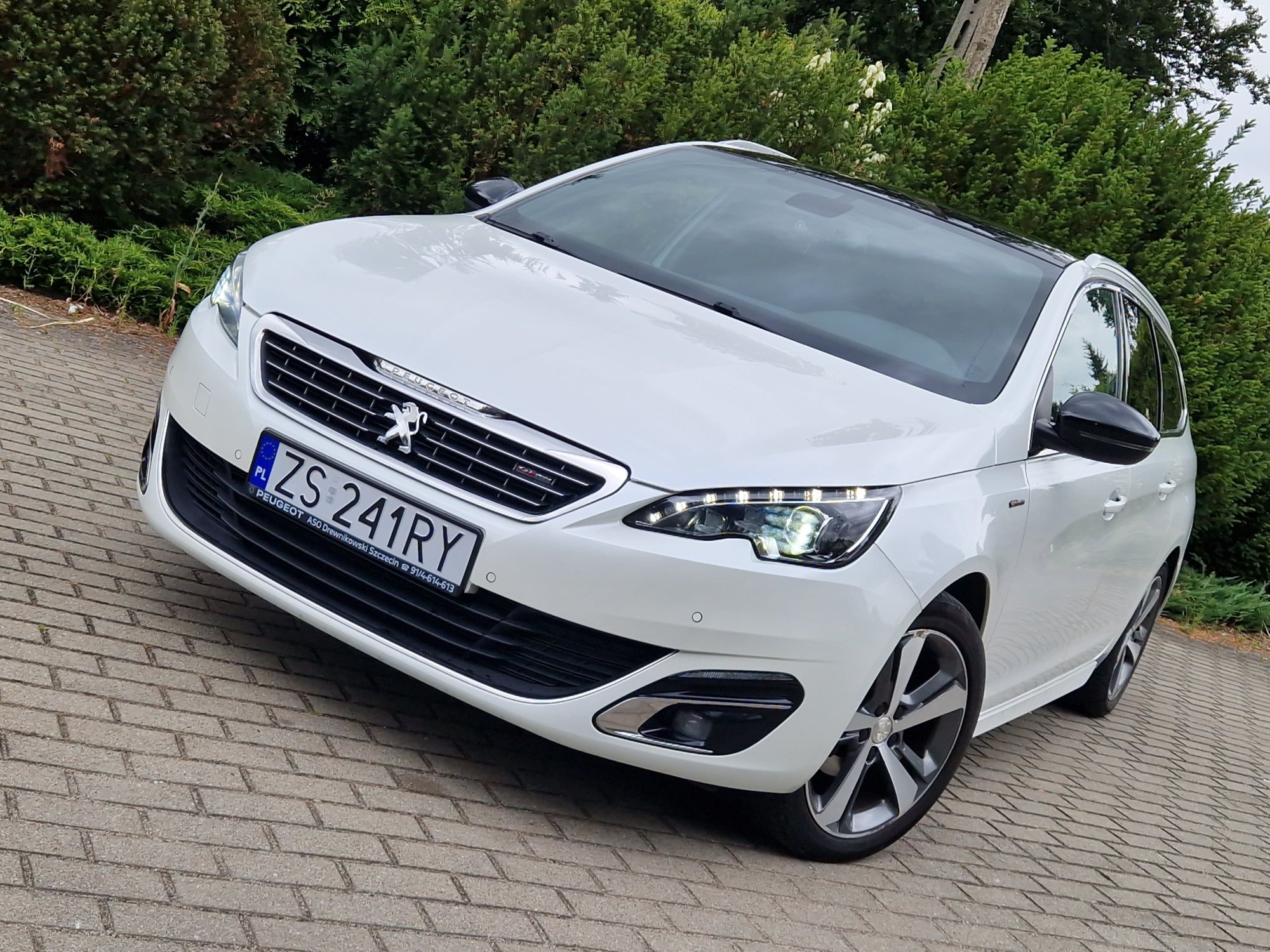 Peugeot 308 GT-line panorama led