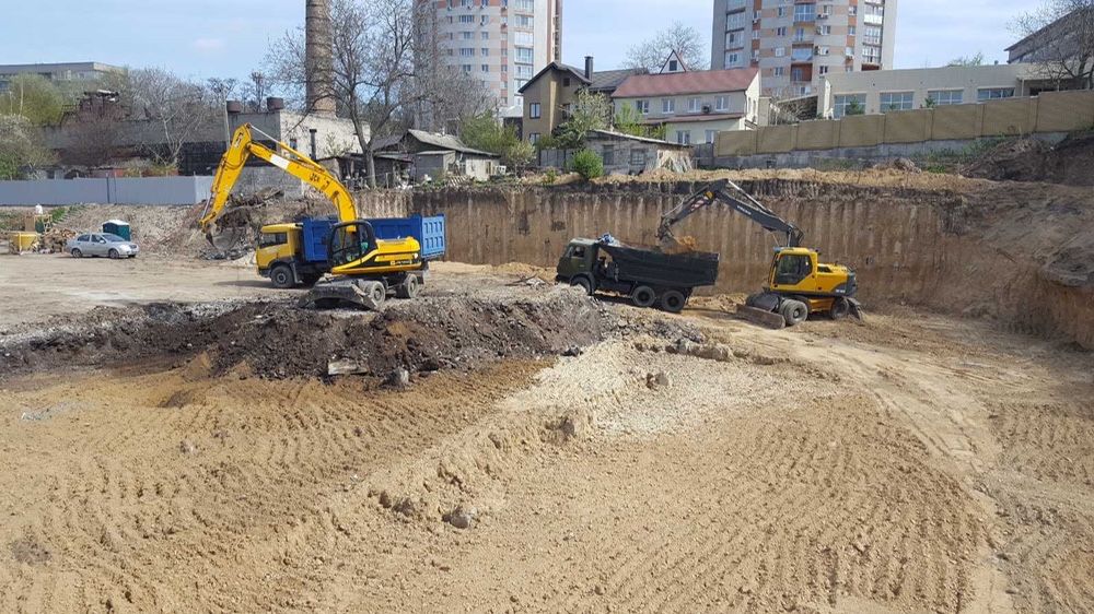 Разроботка катлована,обратная отсыпка,траншеи