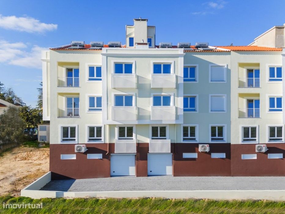 A ESTREAR! - Zona muito Tranquila e aprazível para viver. Parqueame...