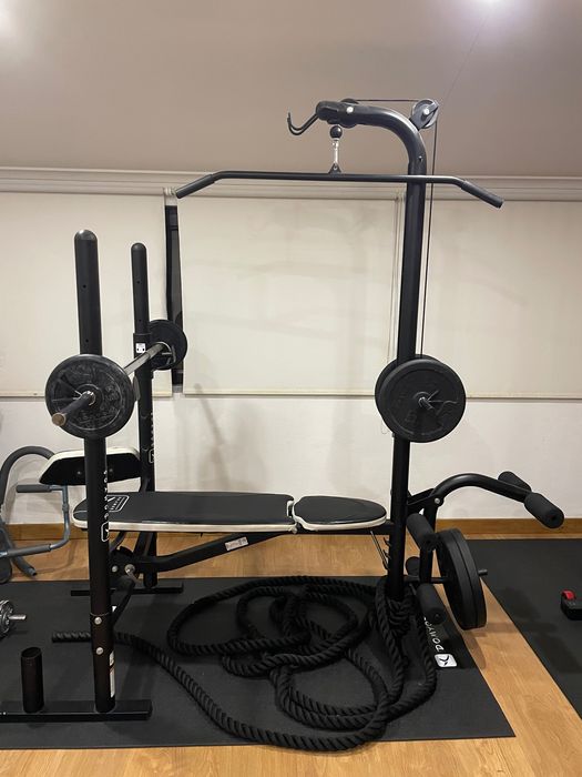 Máquina musculação