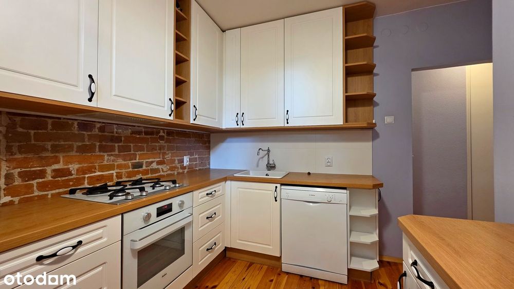 Urocze 3 Pokoje 66,45 m² w Kamienicy – I Piętro, Balkon - Chojny