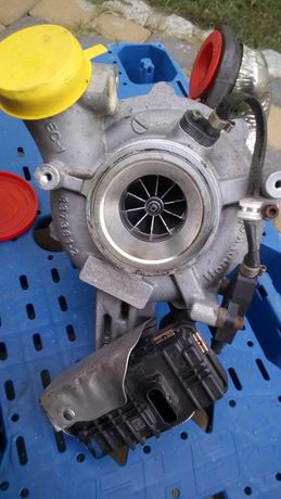 Turbosprężarka turbina turbo Garrett lewa audi S Q7 4.0 TDI 4M