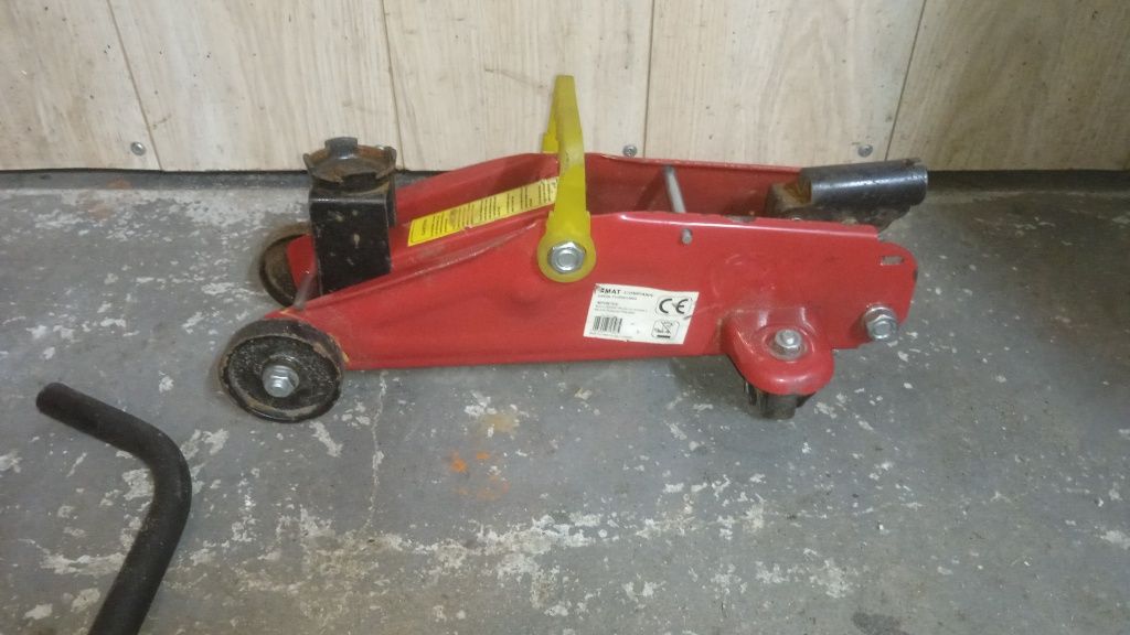 Lewarek Żaba 2T samochodowy podnośnik hydrauliczny