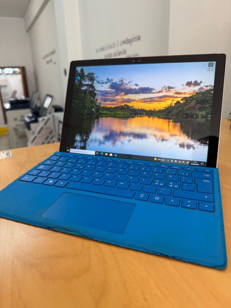 Portátil Microsoft surface pro 4