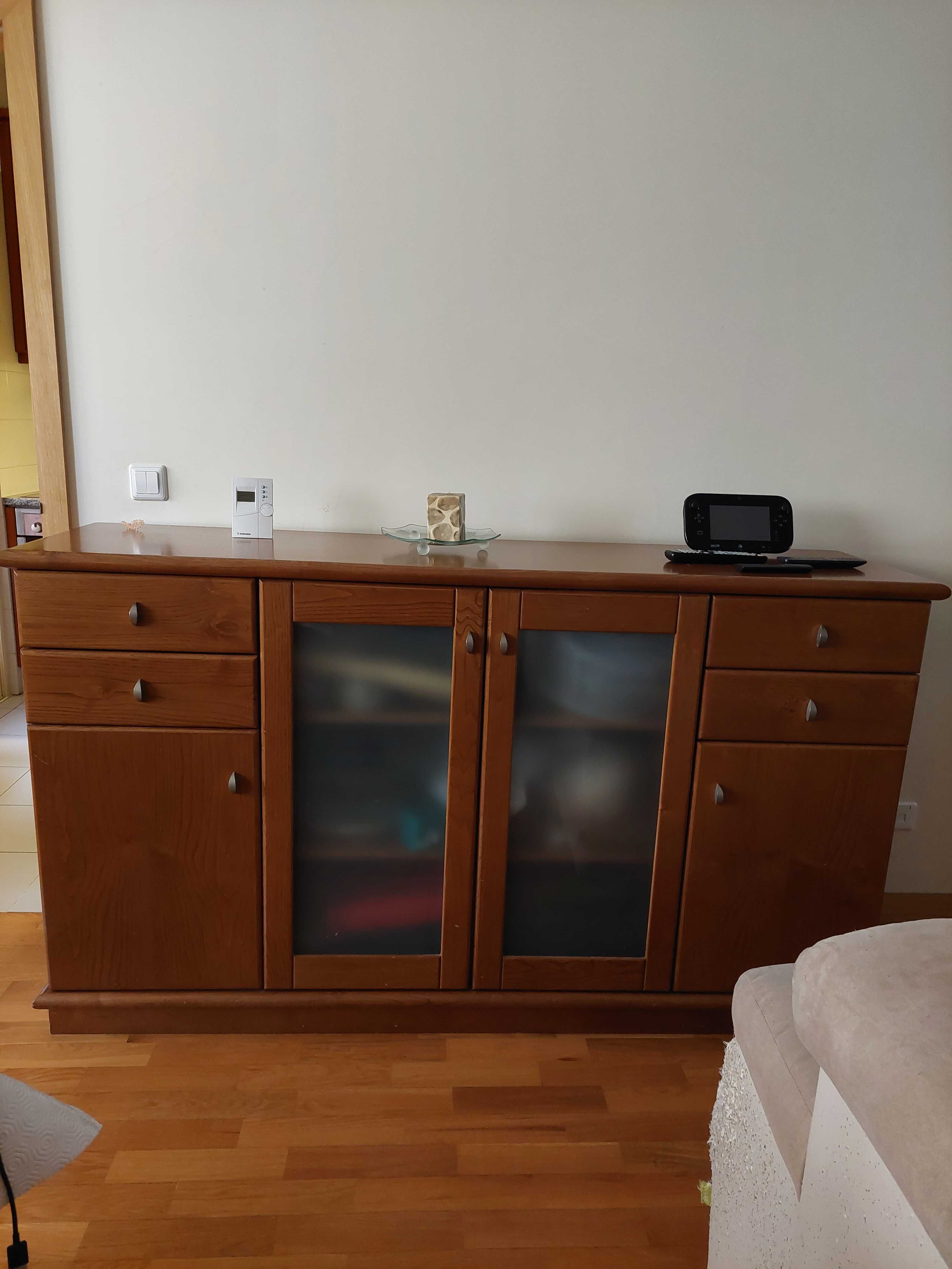 Móveis de sala em pinho maciço