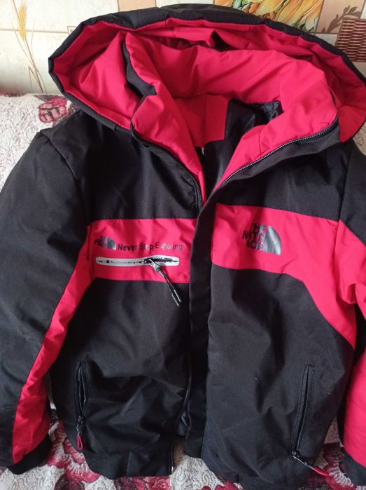 Продам дитячу куртку.