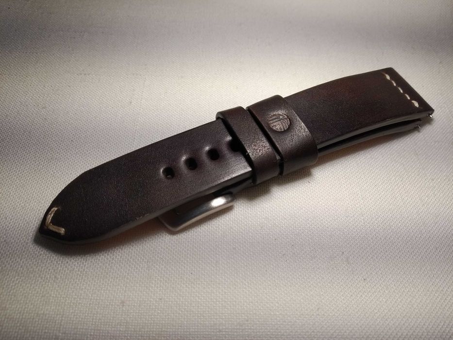 Skórzany pasek do zegarka 22/20 mm- skóra jucht ,kolor ciemny kasztan.