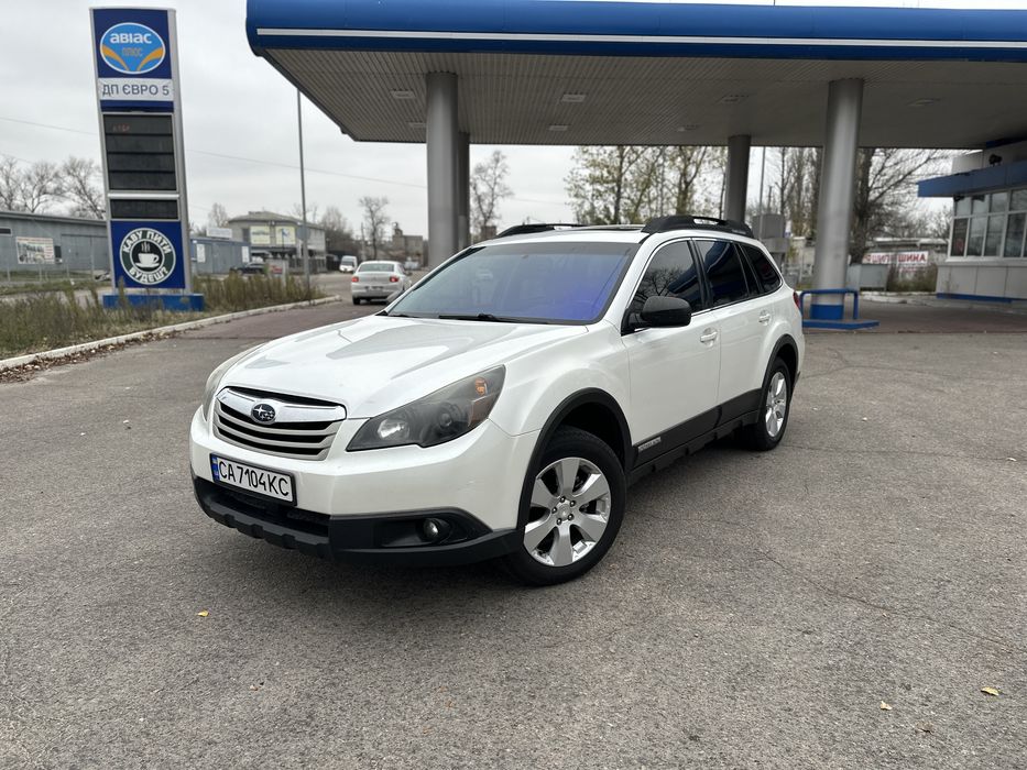 Subaru Outback 2012 • 2.5 газ/бензин , для військових