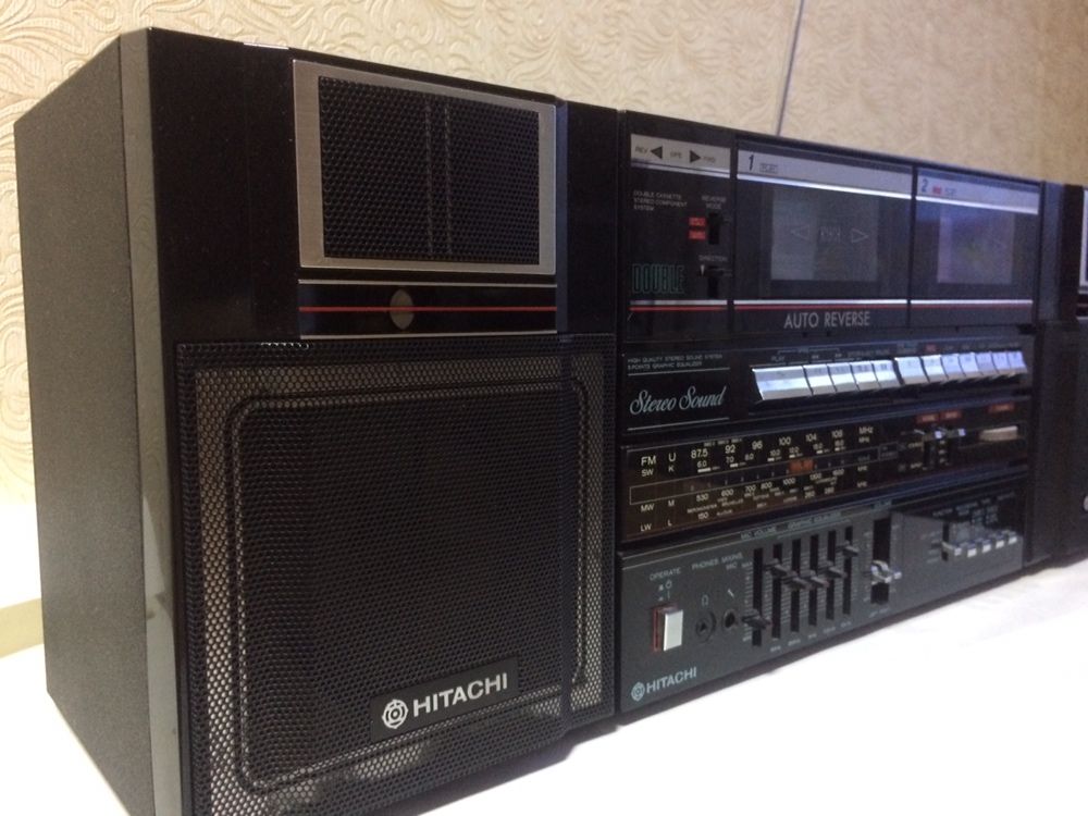 HITACHI Stereo Sound model TRK-W550E