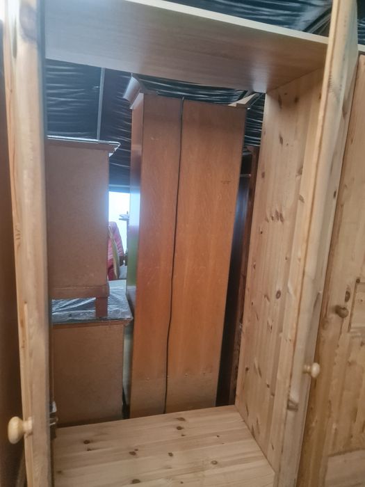 Szafa sosnowa pięcio drzwiowa