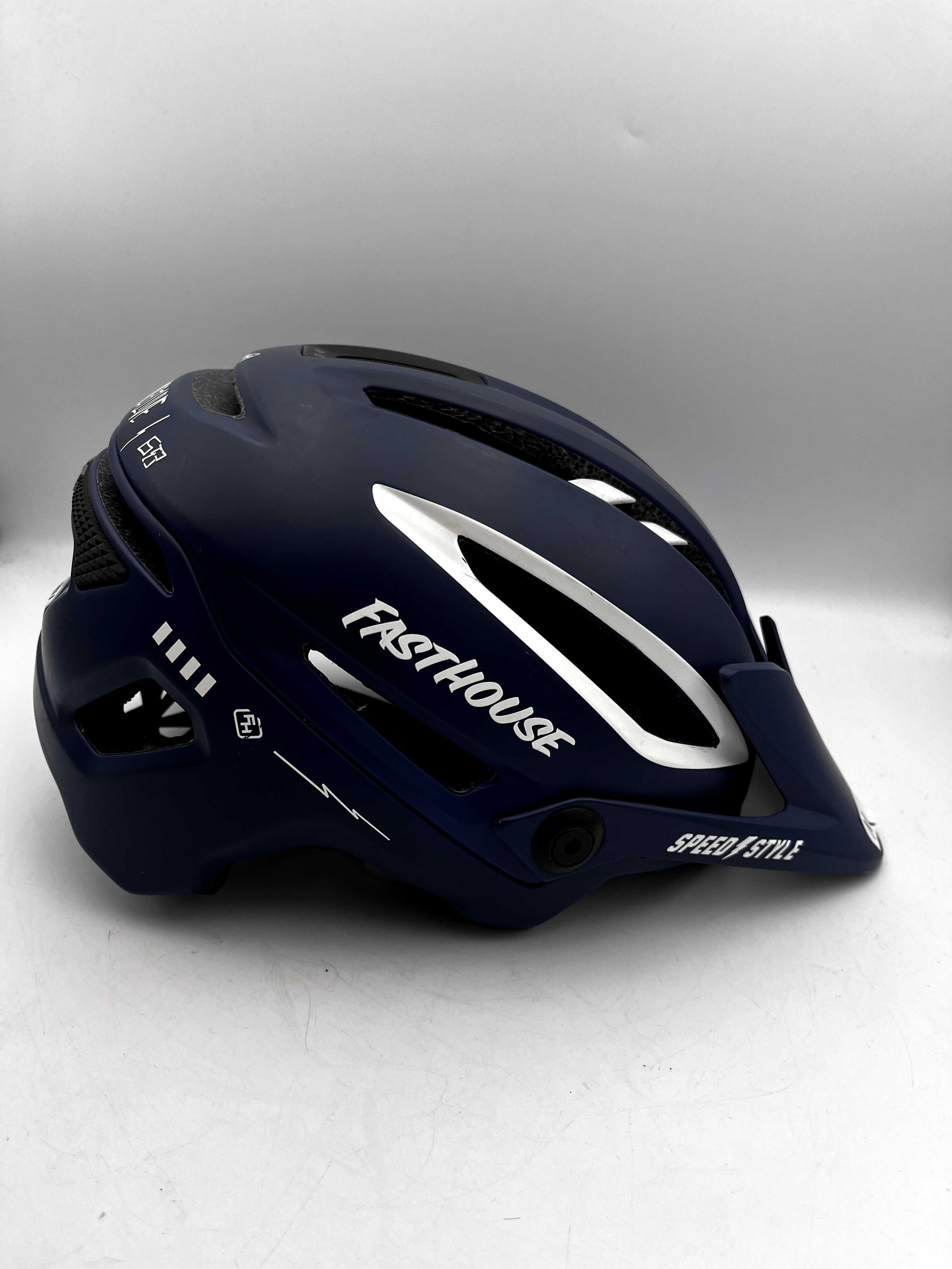 Powystawowy Kask Rowerowy Bell Sixer Mips r. M (55-59cm)