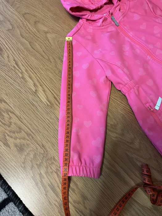 Курточка на дівчинку 110