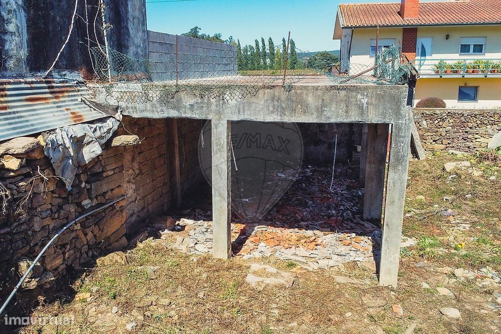 Moradia T0 para venda