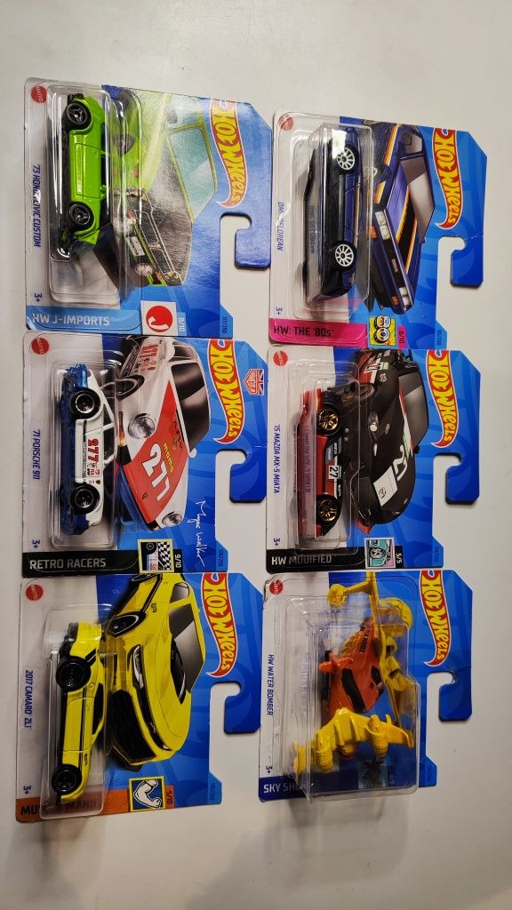 Miniaturas hot wheels 2023