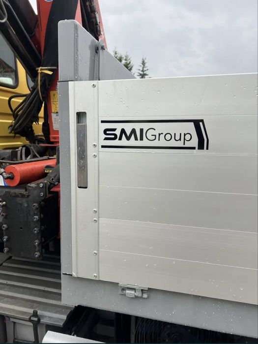 Zabudowa burtowa skrzyniowa platforma cieżarowe dostawcze IVECO MAN