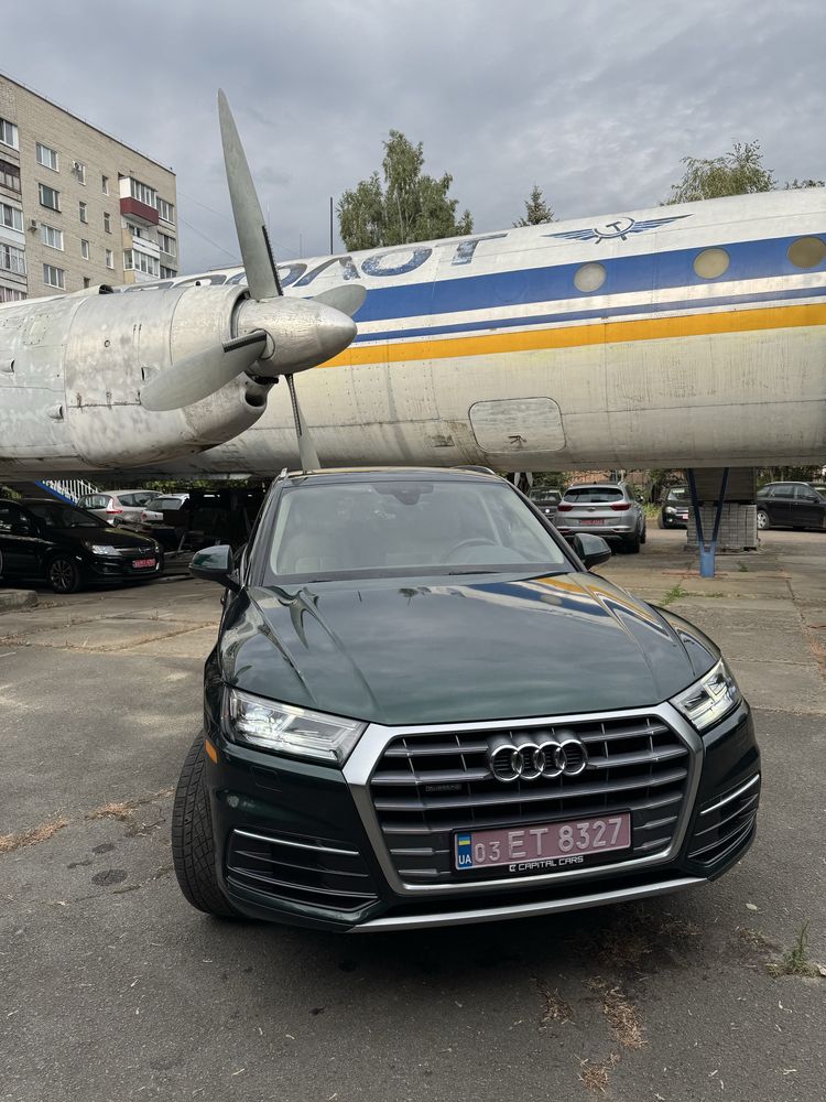 Audi Q5 2017 рік