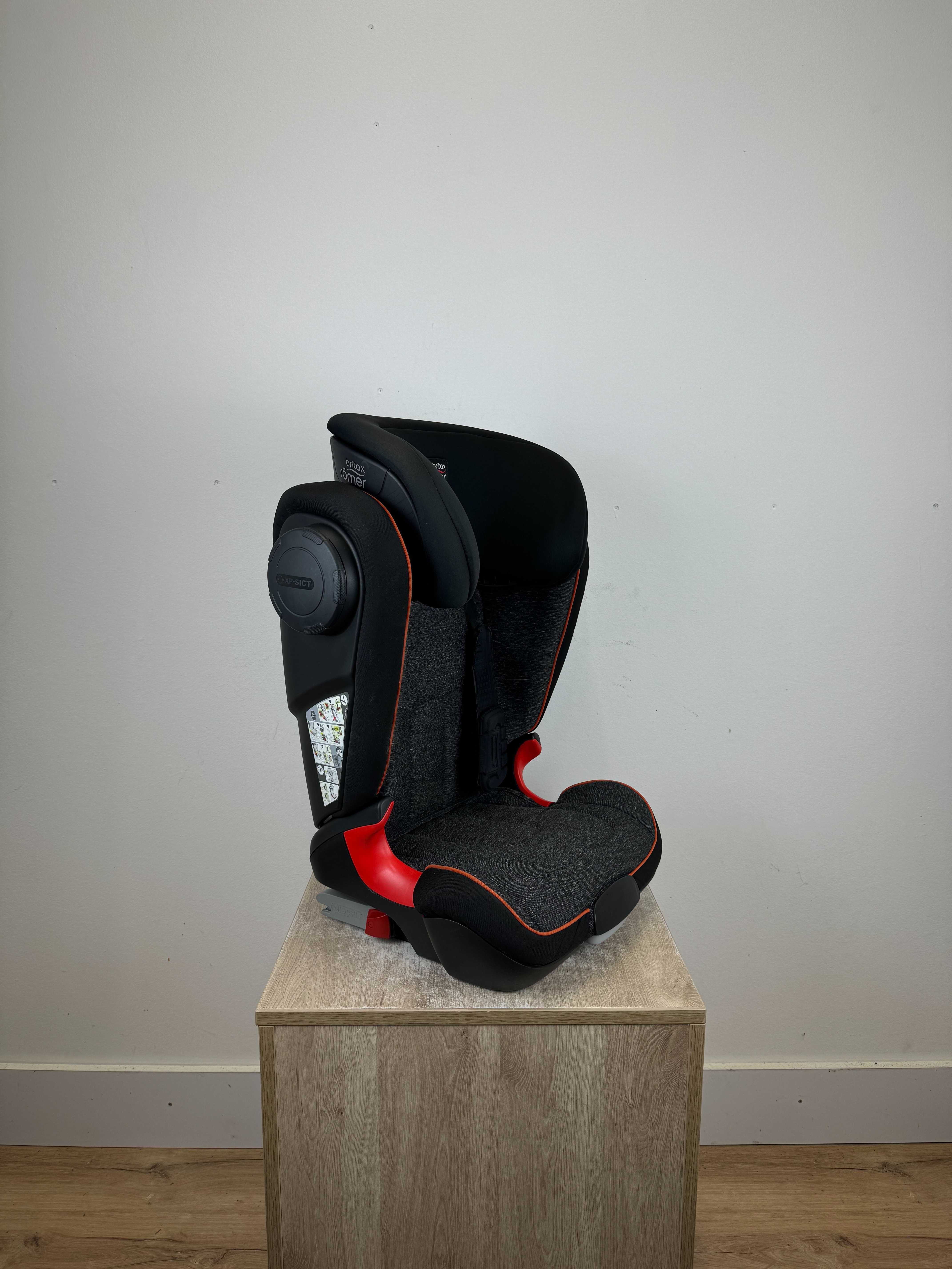 Fotelik samochodowy ROMER KIDFIX XP SICT 15-36KG