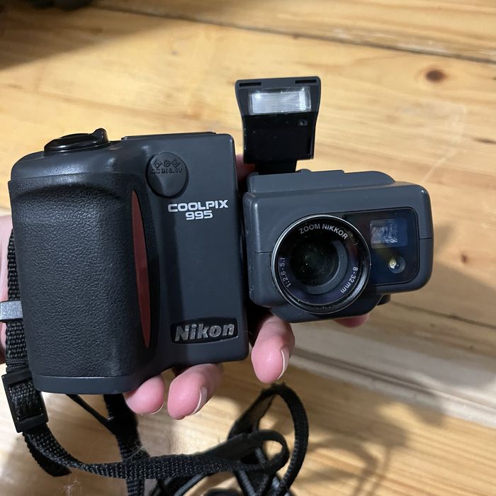 Nikon Coolpix 995