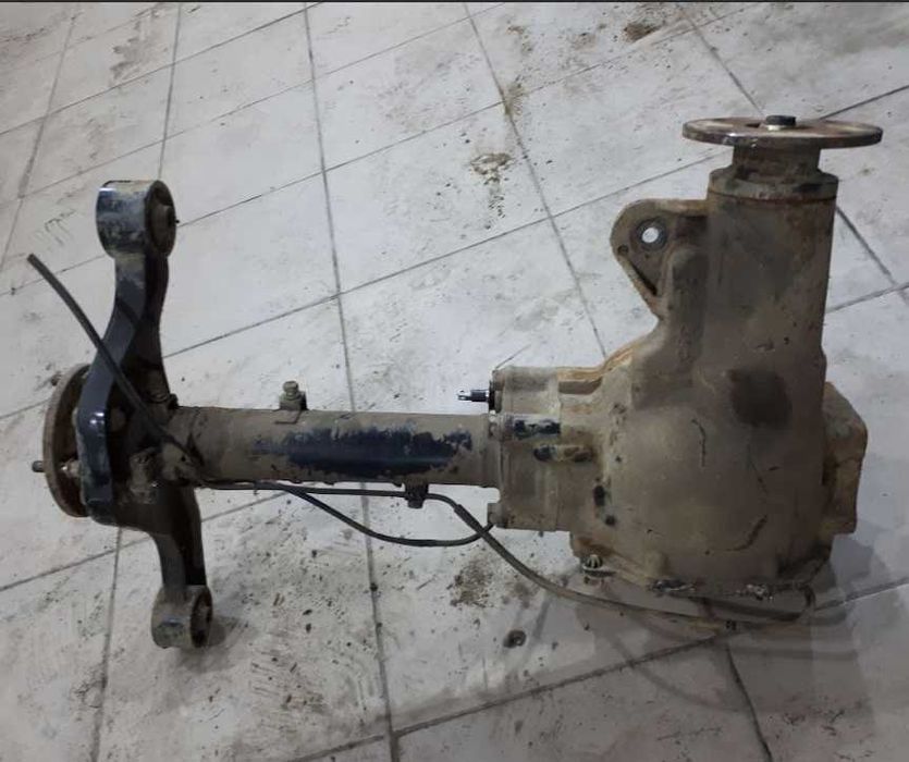 Редуктор Mitsubishi Pajero 3 (MR453792) передний. Разборка Mitsubishi