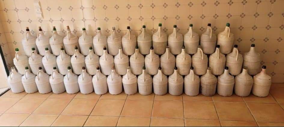 Garrafões de 5 litros