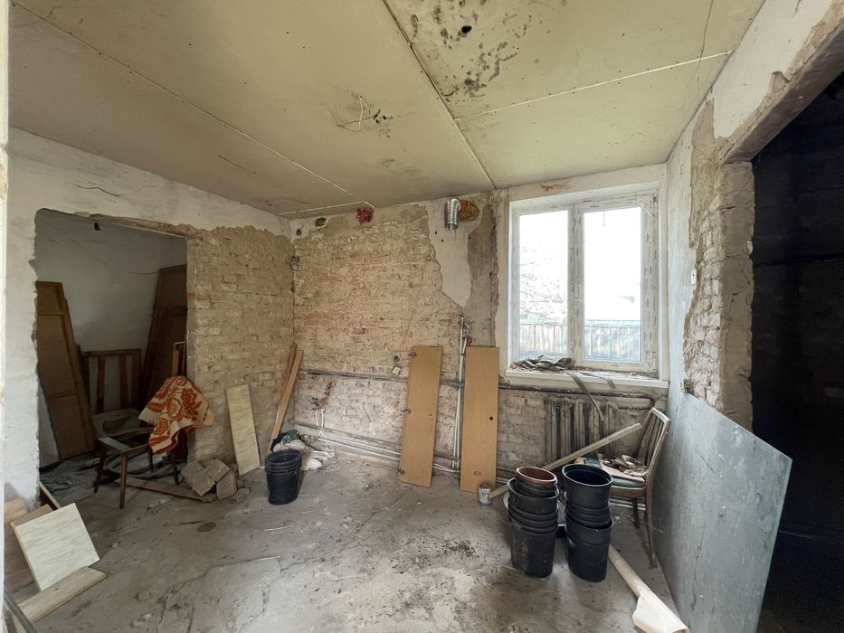 Частина будинку з ділянкою 6,5 соток