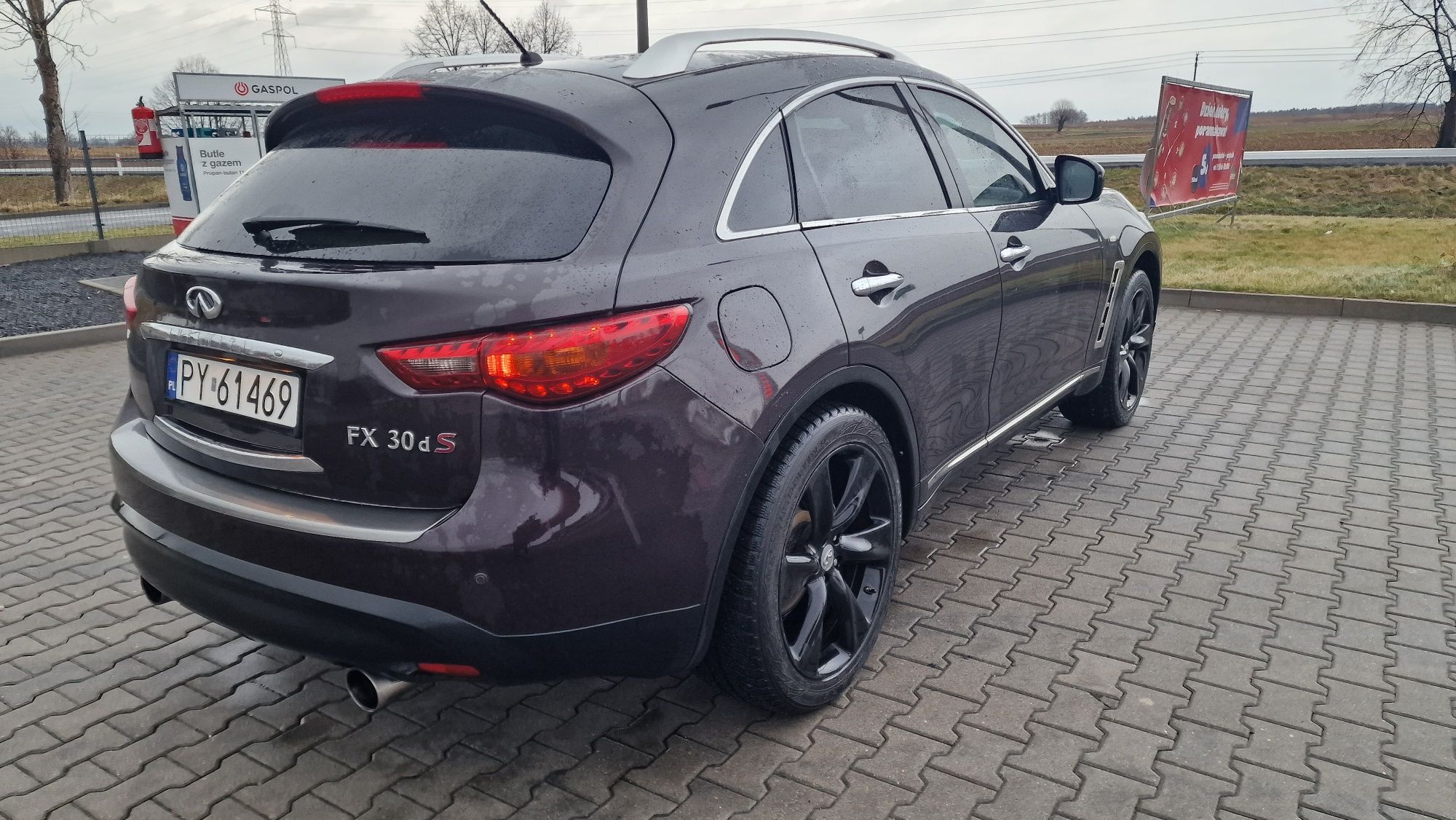 INFINITI XF 3.0D S zamiana