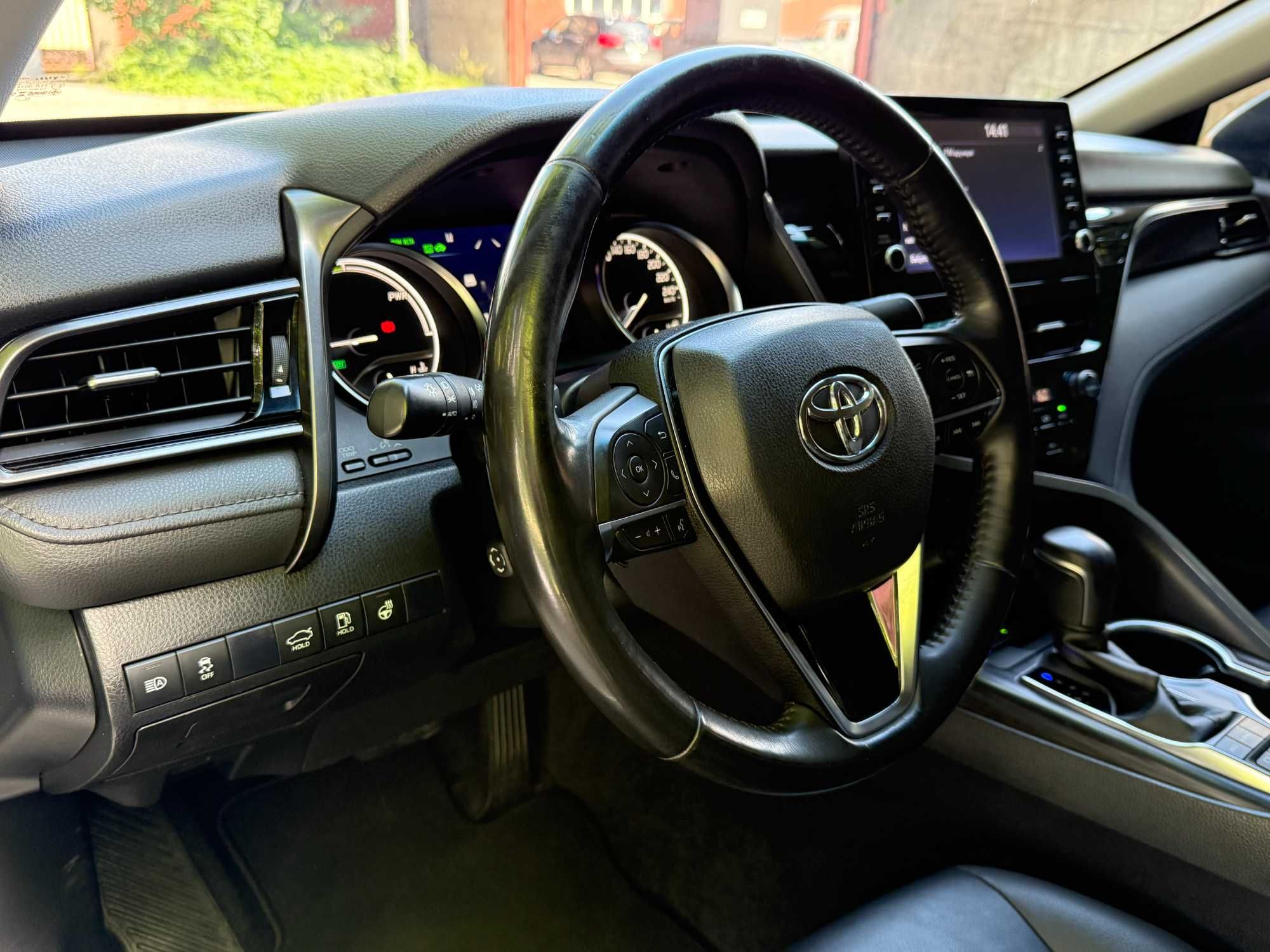 Toyota Camry 2021 Офіційна 2,5 Гібрид Гарний стан